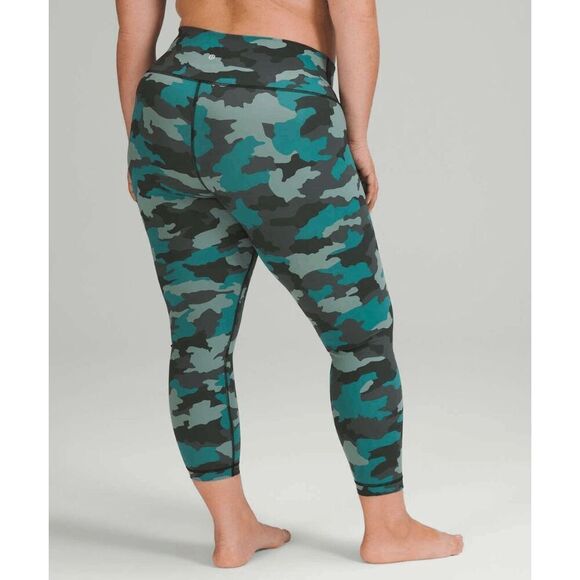 226-EUC Size 18 Lululemon Wunder Under High-Rise Tight - Picture 2 of 2